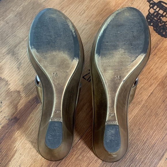 Matisse | Gold Shoes Sandals Leather Studded Slip-On Wedge Heels Made in Italy 7 - Picture 17 of 17